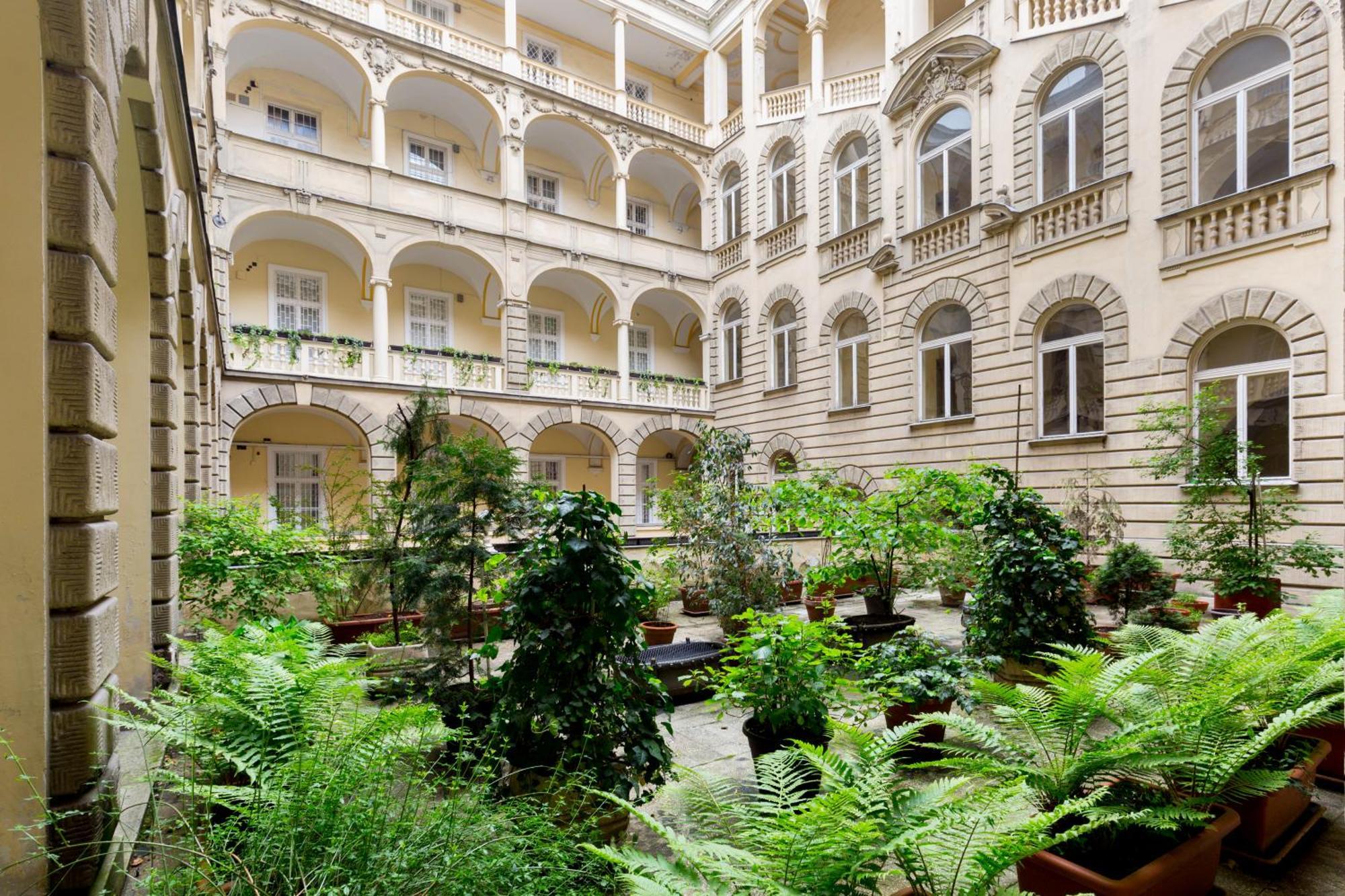 K4 Studio Apartments Budapest Eksteriør bilde