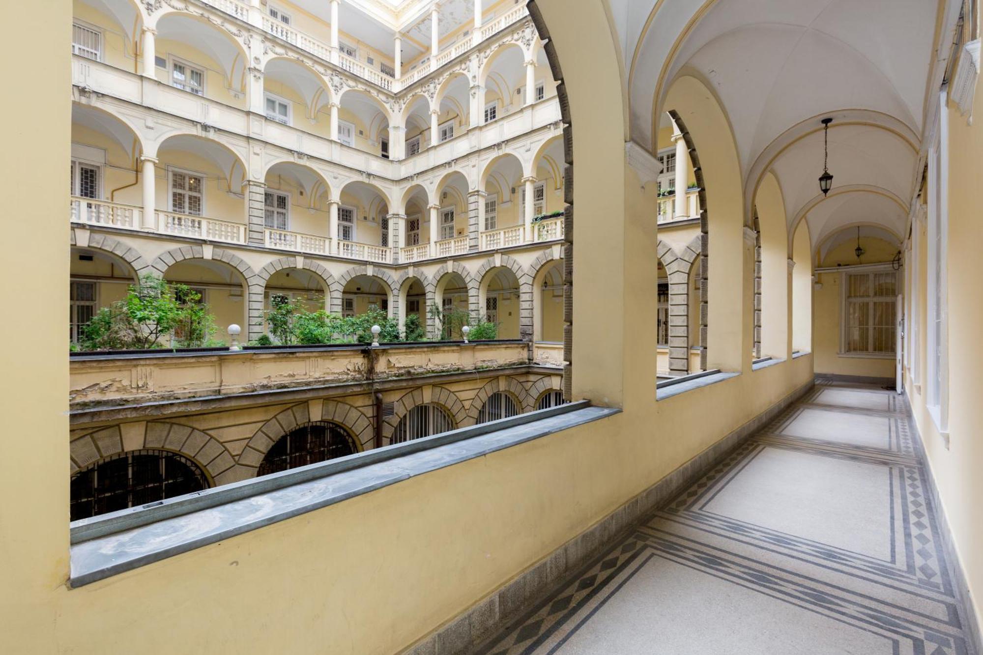 K4 Studio Apartments Budapest Eksteriør bilde